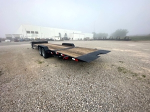 22+8 Aardvark Hydra Tail Trailer On Sale 