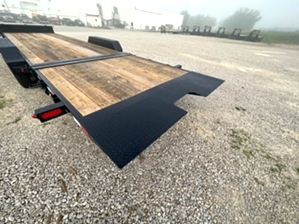 22+8 Aardvark Hydra Tail Trailer On Sale 