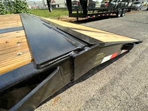 Gatormade 20+10 Hydraulic Dovetail16k Trailer On Sale