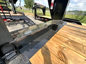 Gatormade 20+10 Hydraulic Dovetail16k Trailer On Sale