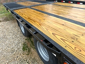 20+10 Hydraulic Dovetail Trailer On Sale